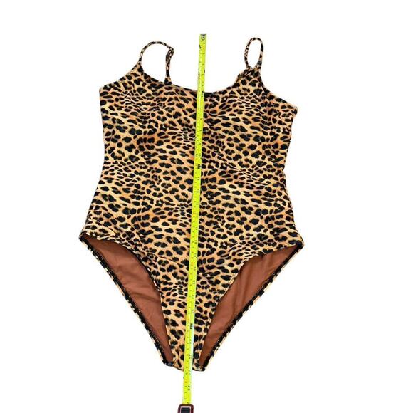 New Without Tags Animal Print One Piece Swimsuit Women’s XL Leopard Vacation - Picture 6 of 11